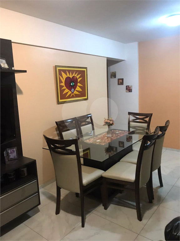 APARTAMENTO em SANTANA