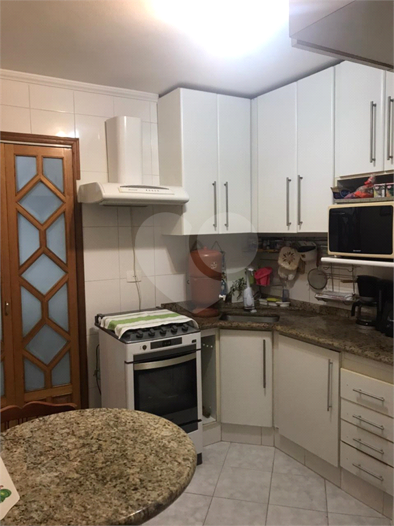 APARTAMENTO em SANTANA