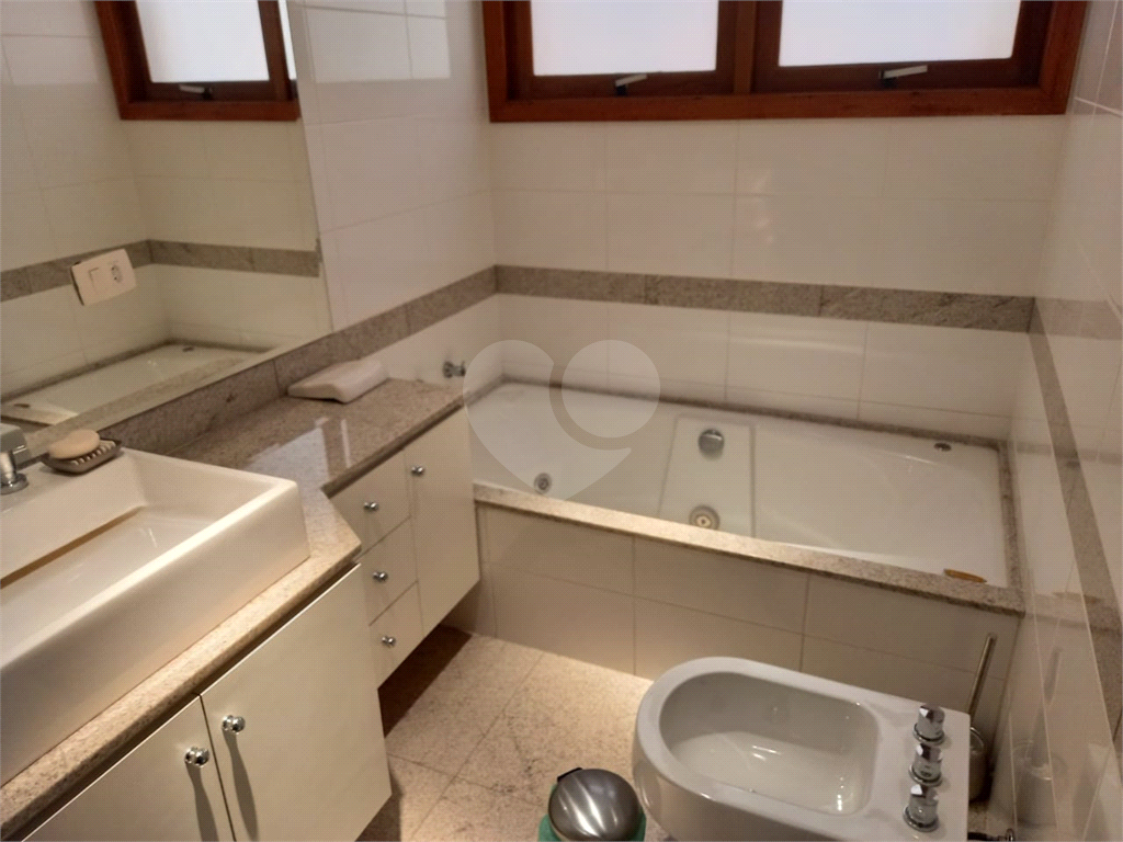 Lindoimóvel no Jardim São Bento  em rua totalmente residencial, com rápido acesso a Braz Leme , Sant