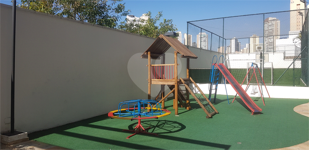 Apartamento á venda 4 dormitórios 1 suíte 2 vagas  Rua Voluntários da Pátria em Santana, São Paulo/SP 