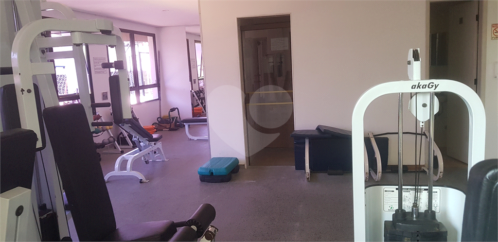 Apartamento á venda 4 dormitórios 1 suíte 2 vagas  Rua Voluntários da Pátria em Santana, São Paulo/SP 