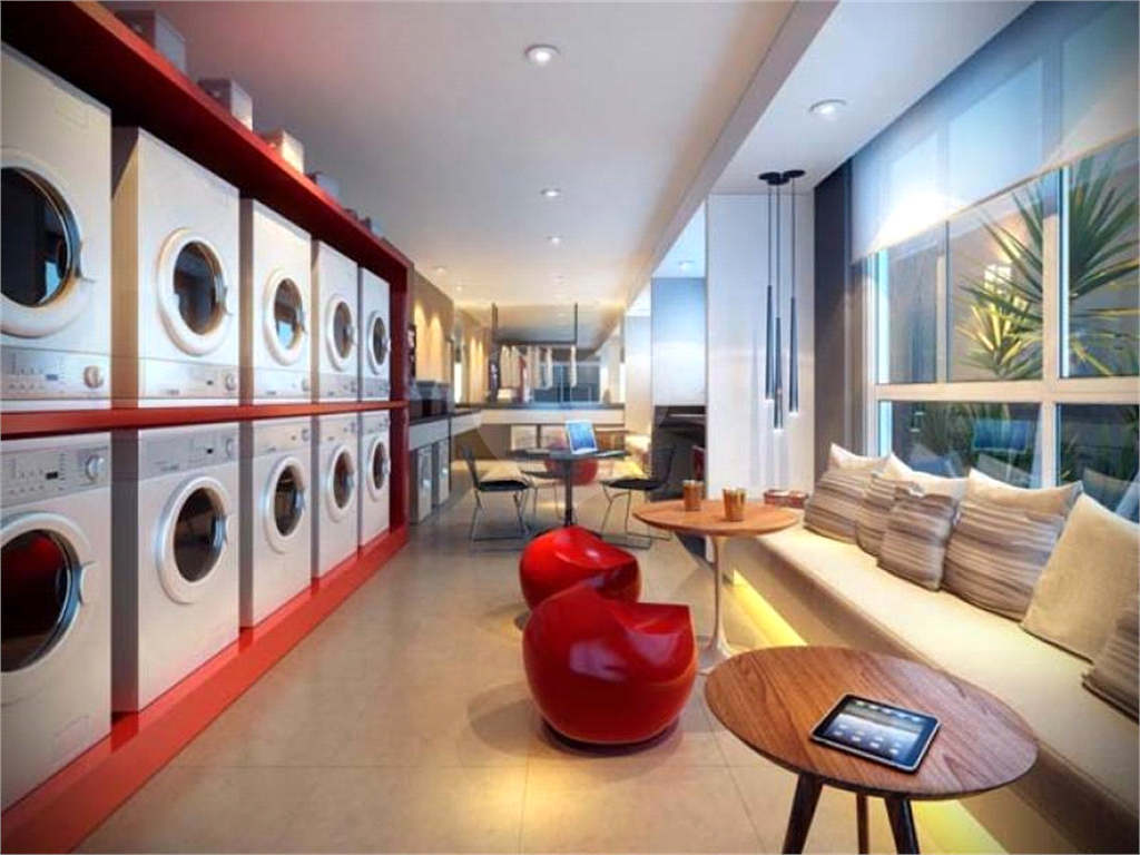 APARTAMENTO em CENTRO