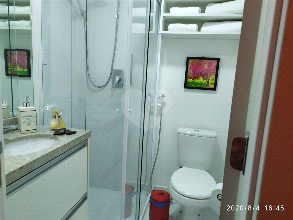 APARTAMENTO em CENTRO