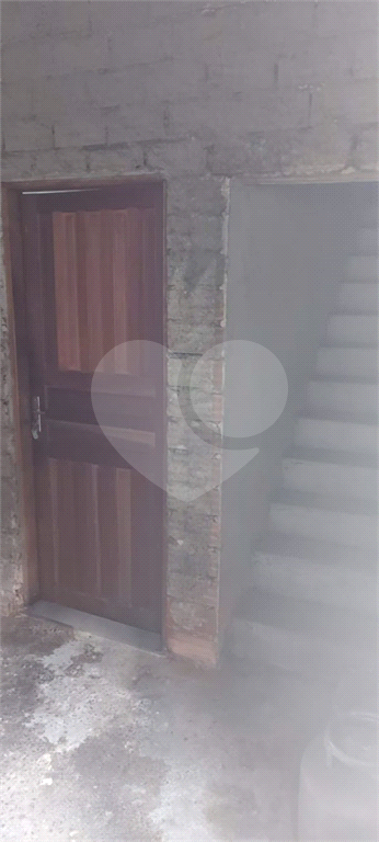 Casa Terrea 130 m / com salão  Comercial 40 m  1 wc /Casa- 2 vagas,  1 dorm,Cozinha, Sala Ampla .