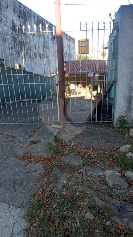 CASA em JARDIM ARICANDUVA