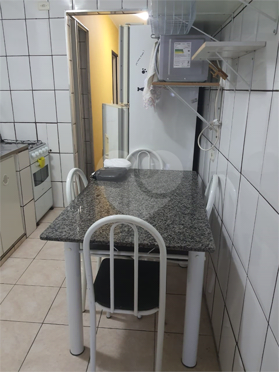 APARTAMENTO em SANTA CECÍLIA