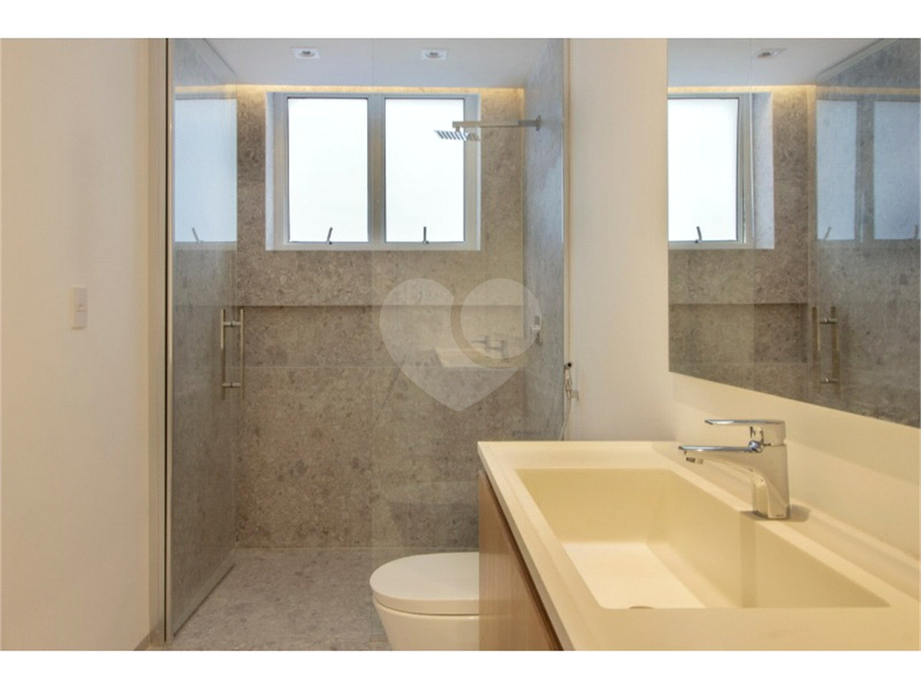 Imóvel 250m² sala de estar de 3 ambientes 4 quartos, sendo 2 suítes, Jardim Europa