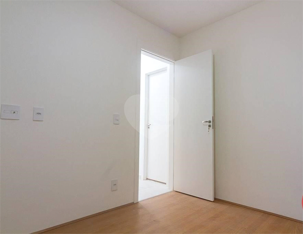 APARTAMENTO em BOM RETIRO