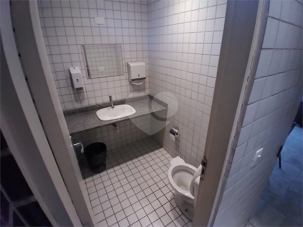 Apartamento tipo flat c/ 50m², muito bem localizado próximo à Estação Santana do Metrô 