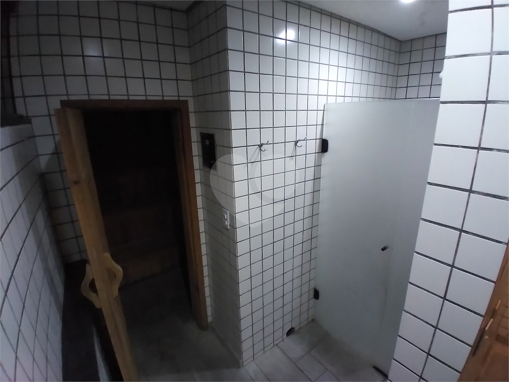 Apartamento tipo flat c/ 50m², muito bem localizado próximo à Estação Santana do Metrô 