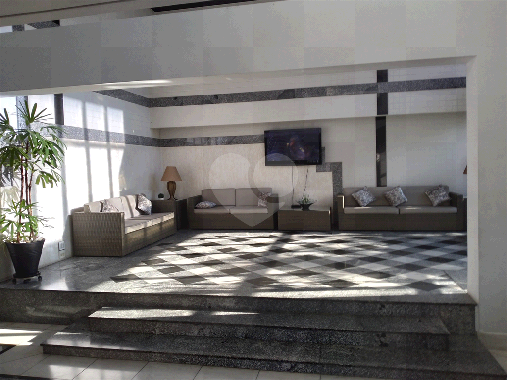 Apartamento tipo flat c/ 50m², muito bem localizado próximo à Estação Santana do Metrô 