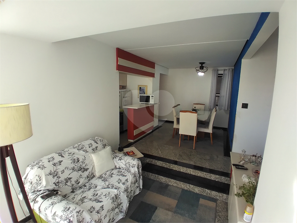 Apartamento tipo flat c/ 50m², muito bem localizado próximo à Estação Santana do Metrô 