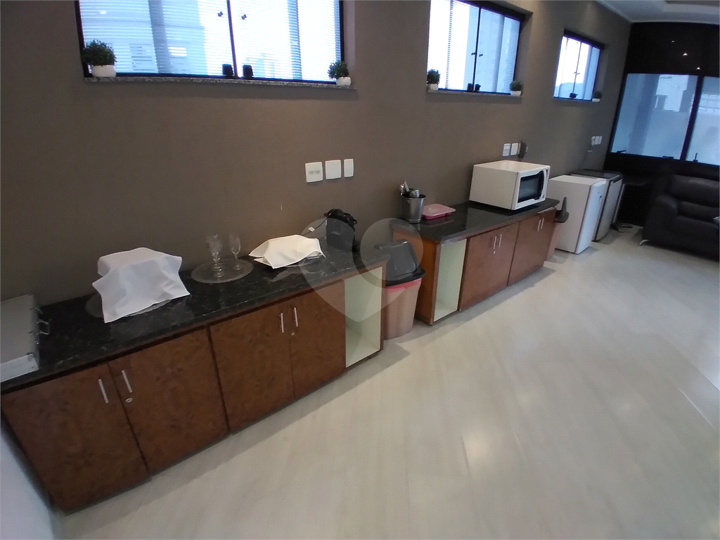 Apartamento tipo flat c/ 50m², muito bem localizado próximo à Estação Santana do Metrô 