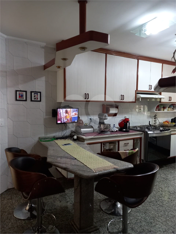 Casa  de alto padrão em condomínio fechado no Tremembé.