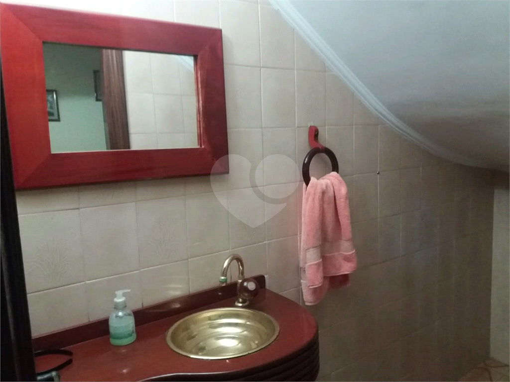 Casa 300 metros – Palmas do Tremembe - 4 dorm - 2 suítes - 4 vagas 