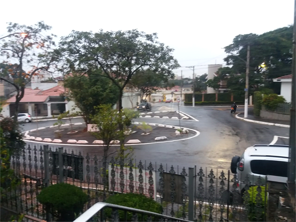 Casa 300 metros – Palmas do Tremembe - 4 dorm - 2 suítes - 4 vagas 