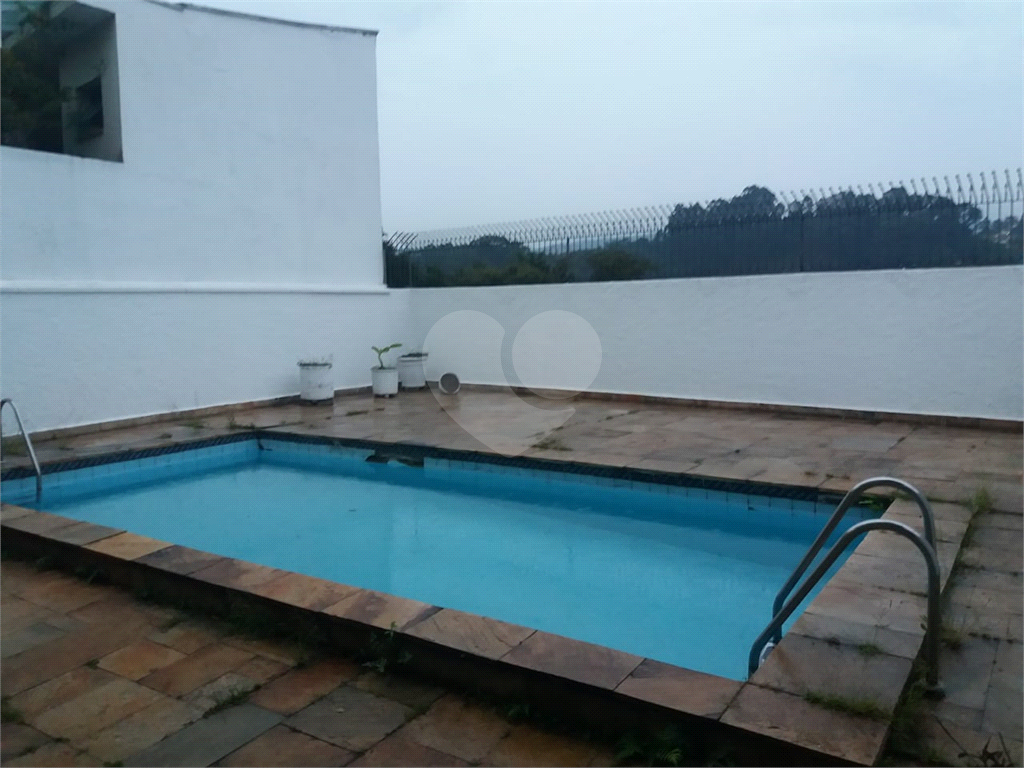 Casa 300 metros – Palmas do Tremembe - 4 dorm - 2 suítes - 4 vagas 