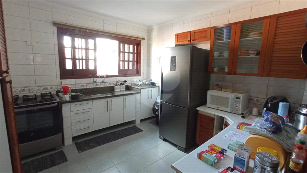 Sobrado à venda com 3 quartos, 240m² - Foto 7