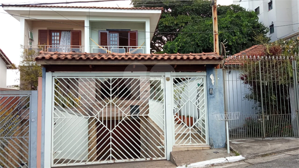 Sobrado à venda com 3 quartos, 240m² - Foto 2