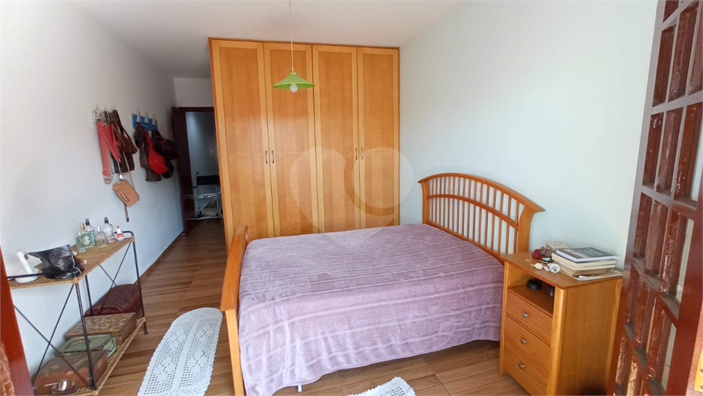 Sobrado à venda com 3 quartos, 240m² - Foto 11