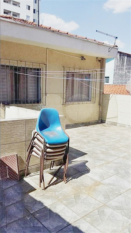 Sobrado com 4 vagas de garagem