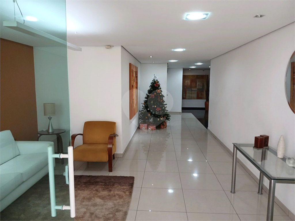 Apartamento à venda com 2 quartos, 57m² - Foto 40