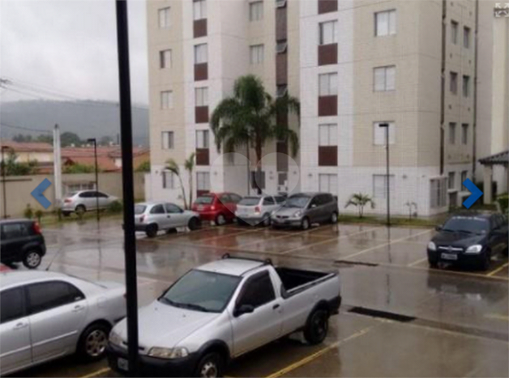 APARTAMENTO em JARAGUÁ
