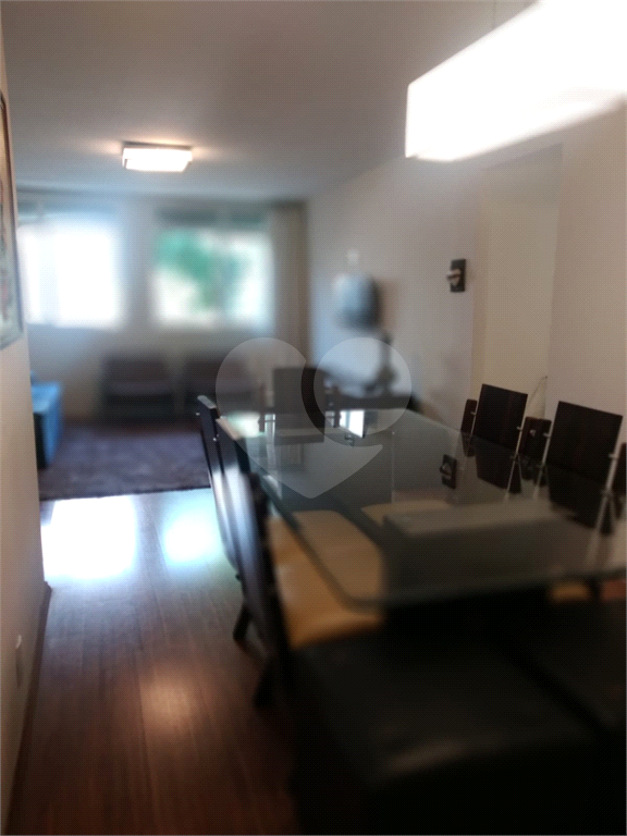 APARTAMENTO em PERDIZES