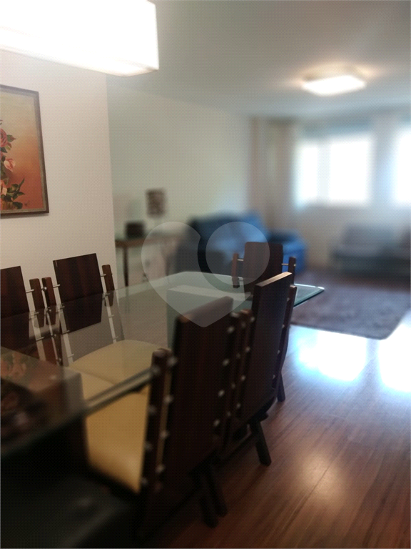 APARTAMENTO em PERDIZES