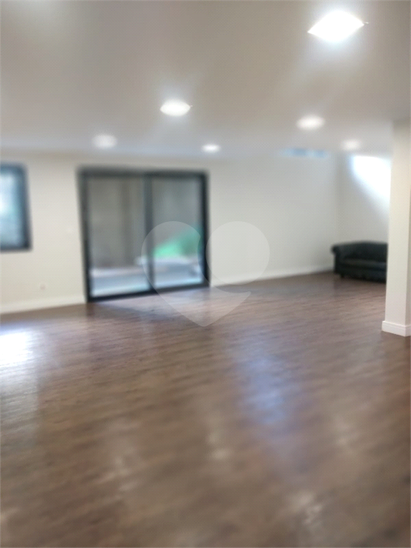 APARTAMENTO em PERDIZES
