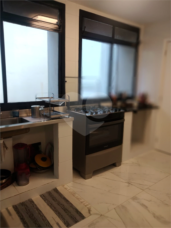 APARTAMENTO em PERDIZES