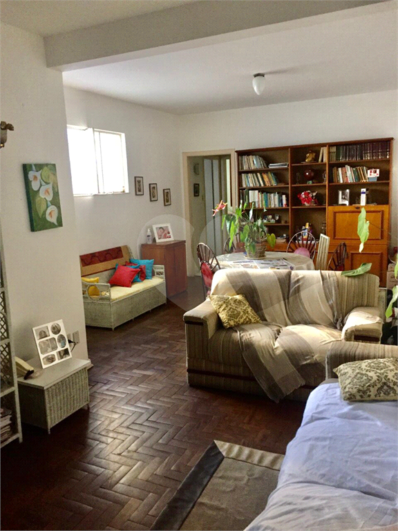 Apartamento em Excelente Localização em Pinheiros