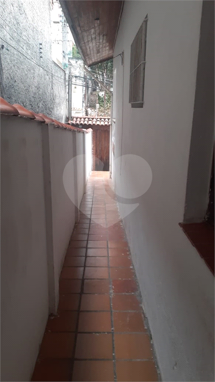 Casa à venda com 3 quartos, 200m² - Foto 16