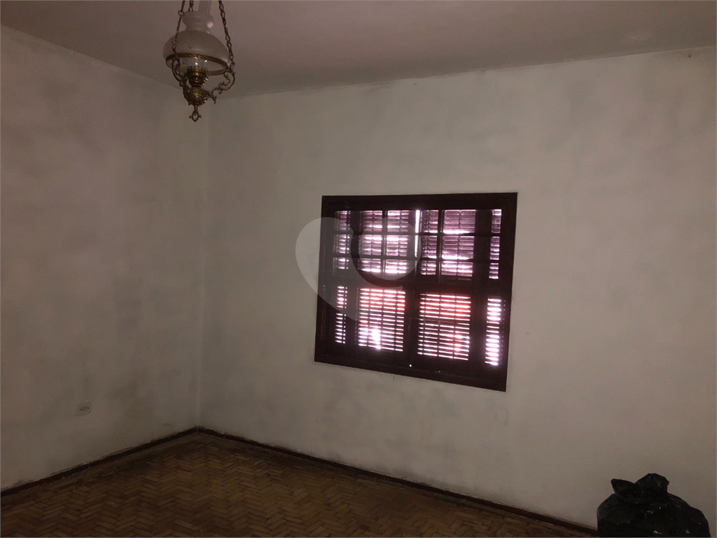 Casa à venda com 3 quartos, 200m² - Foto 32