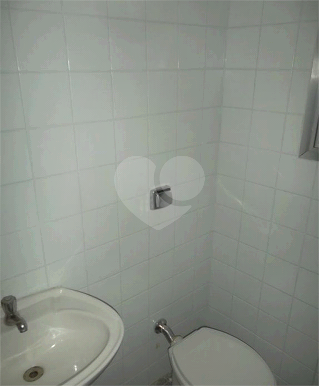 Prédio comercial e residencial Excelente no Jardim Brasil. 