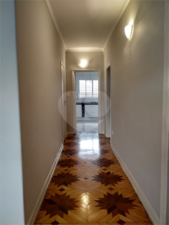 Prédio comercial e residencial Excelente no Jardim Brasil. 