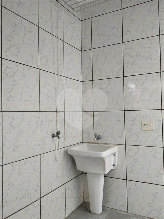 Prédio comercial e residencial Excelente no Jardim Brasil. 