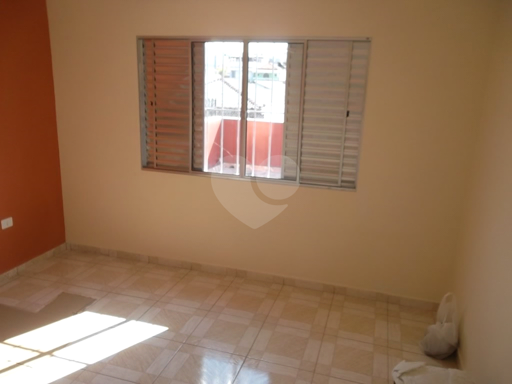 Prédio comercial e residencial Excelente no Jardim Brasil. 