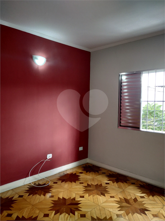 Prédio comercial e residencial Excelente no Jardim Brasil. 