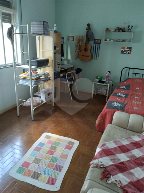 Belissimo e gigante sobrado localizado no Ipiranga agende hoje mesmo sua visita excelente negocio 