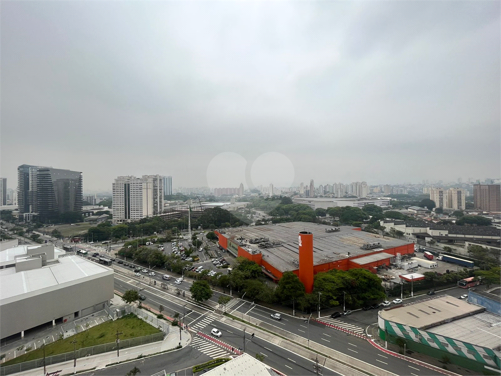 Apartamento de 117 m² na Barra Funda, com 3 suítes, 2 vagas