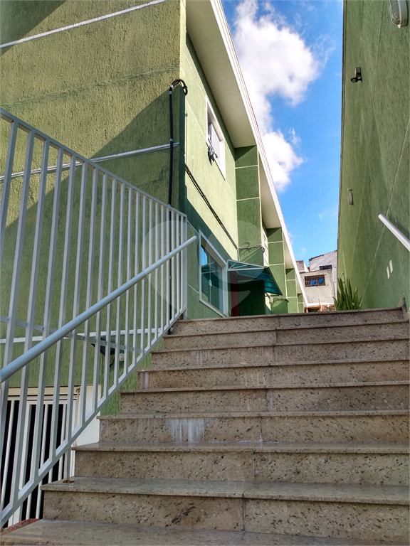 Condomínio novo no Lauzane com duas suítes e uma vaga