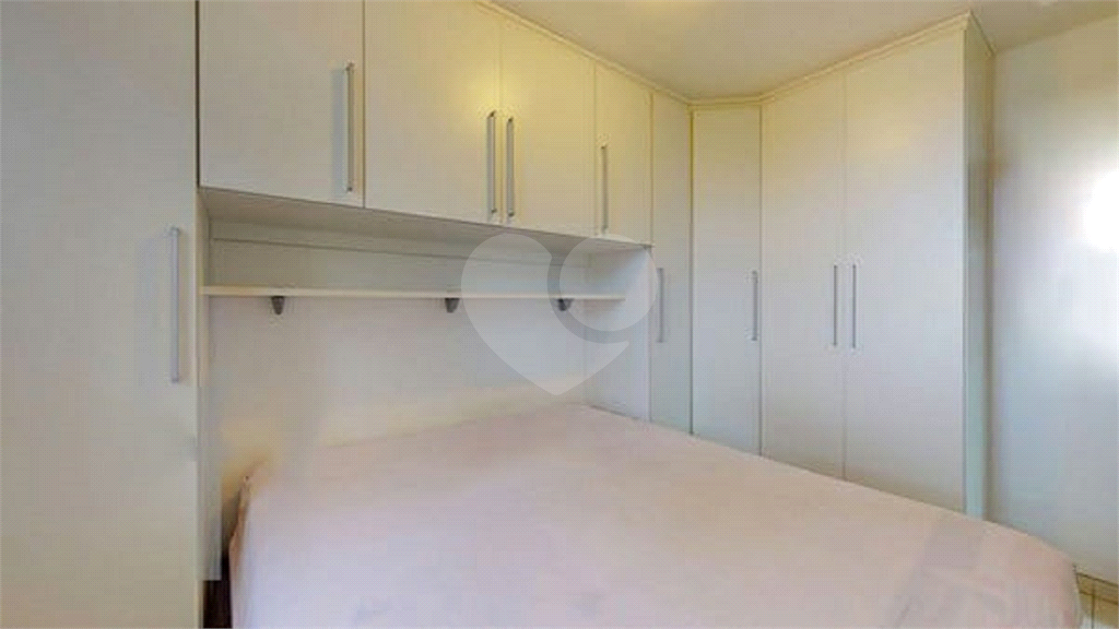 APARTAMENTO em MORUMBI