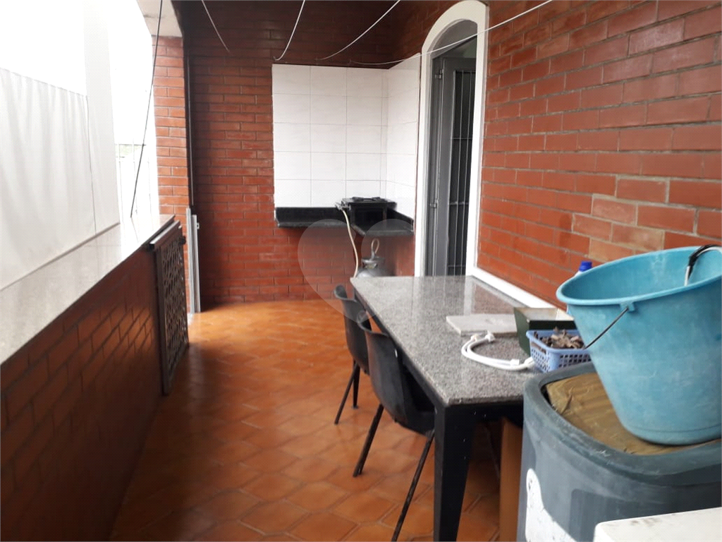 Casa à venda com 4 quartos, 240m² - Foto 8