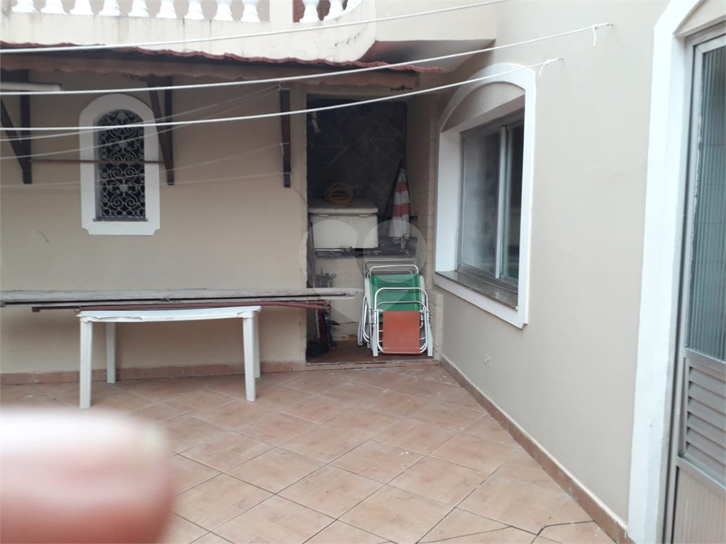 Casa à venda com 4 quartos, 240m² - Foto 14