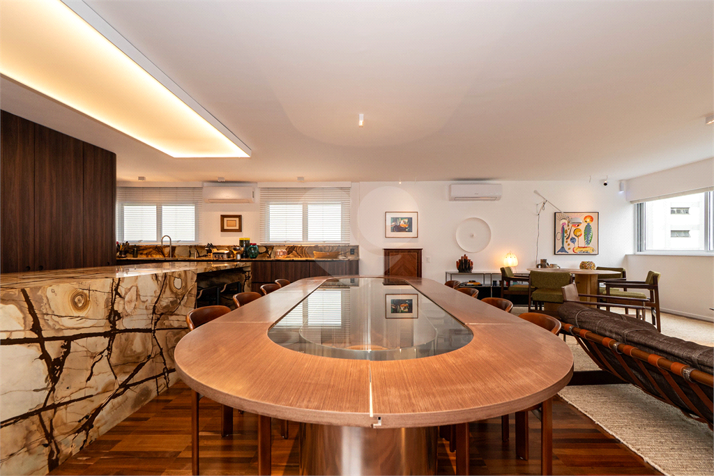 APTO 2 QUARTOS + SUITE + 2 VAGAS - JARDIM PAULISTA 