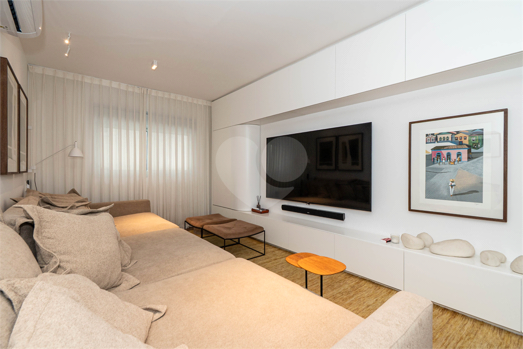 APTO 2 QUARTOS + SUITE + 2 VAGAS - JARDIM PAULISTA 
