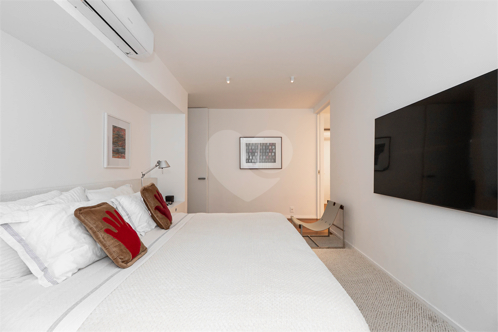 APTO 2 QUARTOS + SUITE + 2 VAGAS - JARDIM PAULISTA 