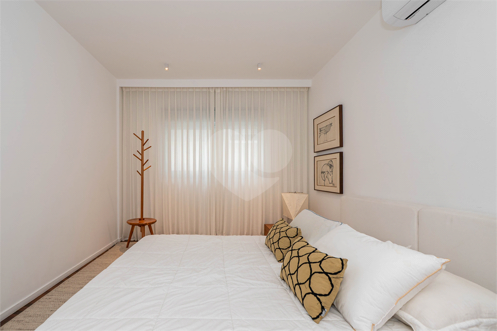 APTO 2 QUARTOS + SUITE + 2 VAGAS - JARDIM PAULISTA 