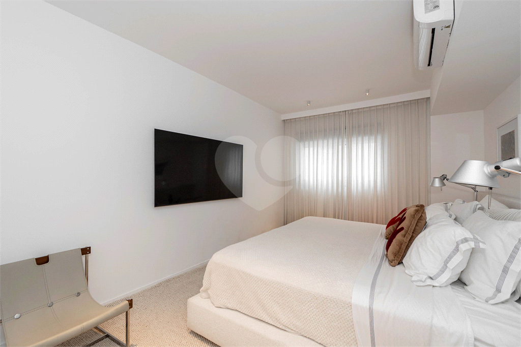 APTO 2 QUARTOS + SUITE + 2 VAGAS - JARDIM PAULISTA 